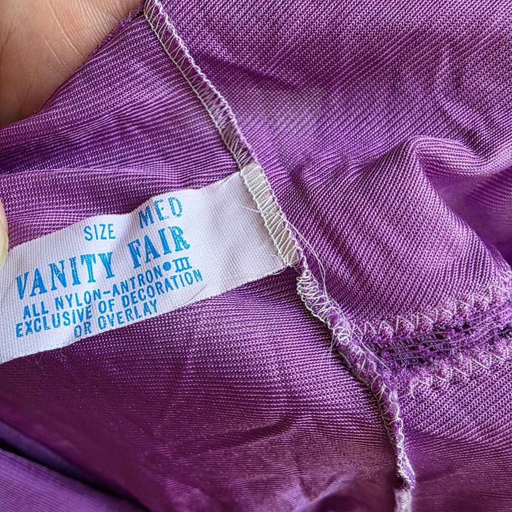 Vintage 70s Vanity Fair Babydoll Purple Nylon Nightgown Lace Ruffle Maxi Medium - Picture 5 of 6